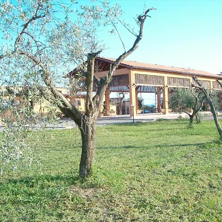 בית חווה Agriturismo Il Borghetto *