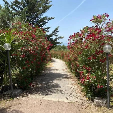 Agriturismo Il Borghetto Agroturismo *